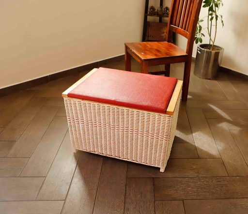 Retro Rattan Chest for Seating and Storage 