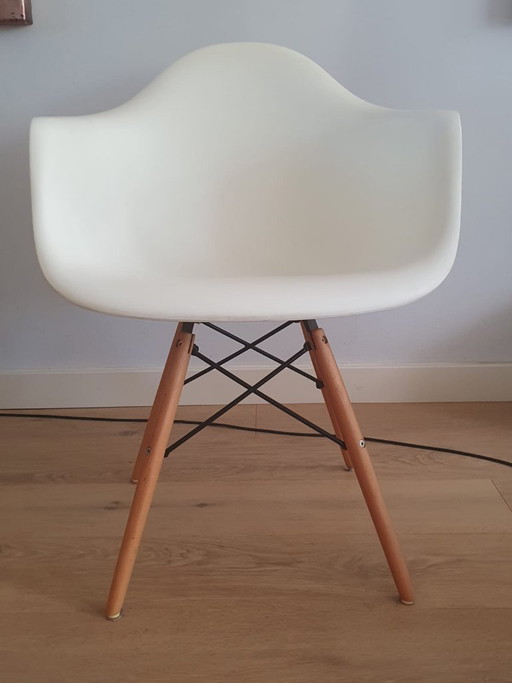 6x Replica Eames Daw Chair
