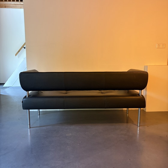 Divano Sitland in pelle nera 'Business Class' di Sergio Bellin, 1999 – Divani 3 posti, Leather, Chrome (photo 2 of 6)