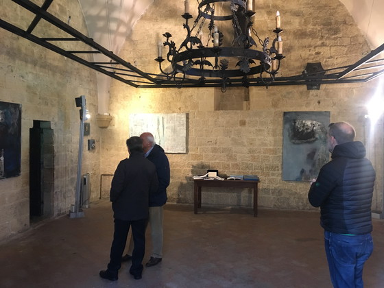 Image 1 of red pointer 