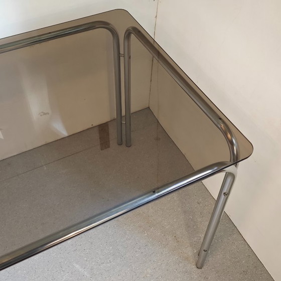 Image 1 of Mesa de comedor de cristal cromado
