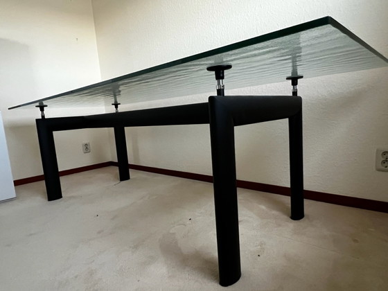 Tavolo da pranzo LC6 Le Corbusier, Cassina, Tavoli da pranzo, Vetro, Metallo, Nero (foto 4 di 15)