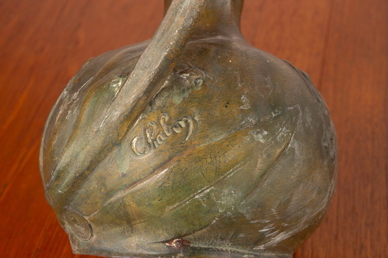 Image 1 of Vase Art-Nouveau en étain massif patiné bronze par Louis Chalon 1910.