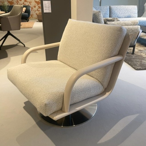 Leolux Kudo One armchair