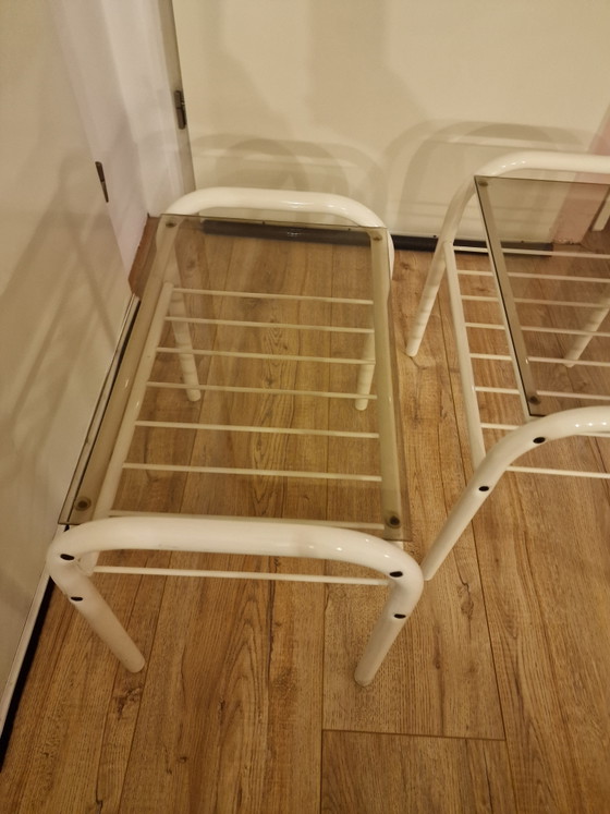 Image 1 of 2X Vintage Rookglas Buisframe Nachtkastjes