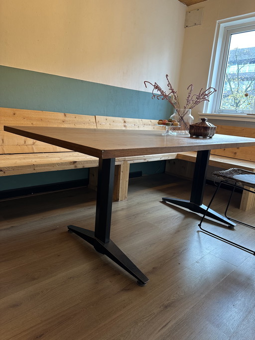 Gispen „Toe Table“, entworfen von Wim Rietveld