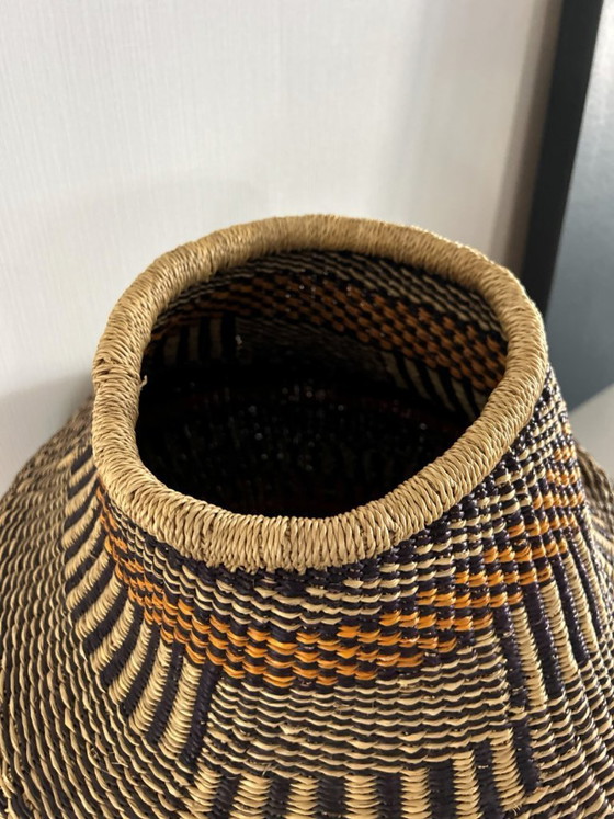 Image 1 of Handwoven basket / vase – from a cooperative in Africa