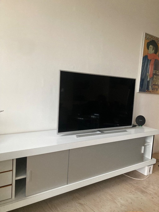 Castelijn wall unit hanging