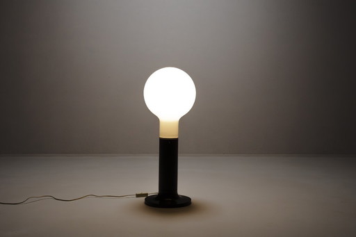 Lámpara de pie de estilo espacial en vidrio y metal de Temde Leuchten, Suiza, década de 1960