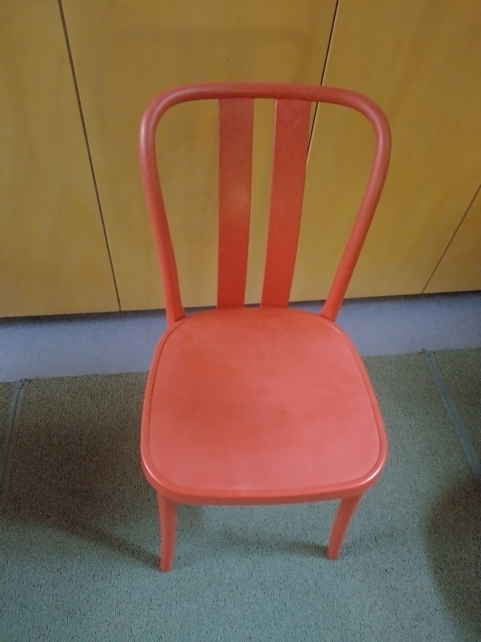 Sedia da pranzo IKEA vintage del 1999 in plastica €60 Whoppah - Main Image