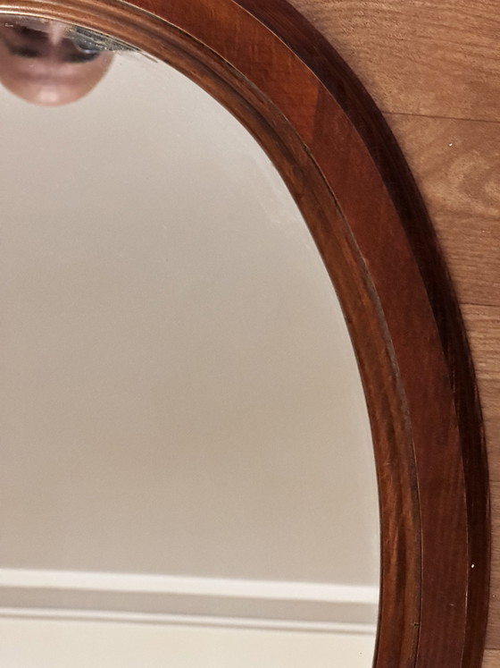 Miroir ovale vintage en bois teinté – 66 × 48,5 cm – Wood, Glass (photo 4 of 15)