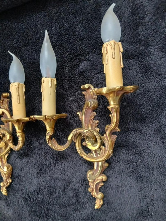 Image 1 of COPPIA DI APPLIQUE IN STILE LUIGI XV - BRONZO - 32 cm