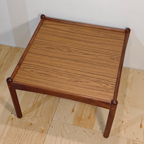 Image 1 of Table basse vintage avec plateau réversible