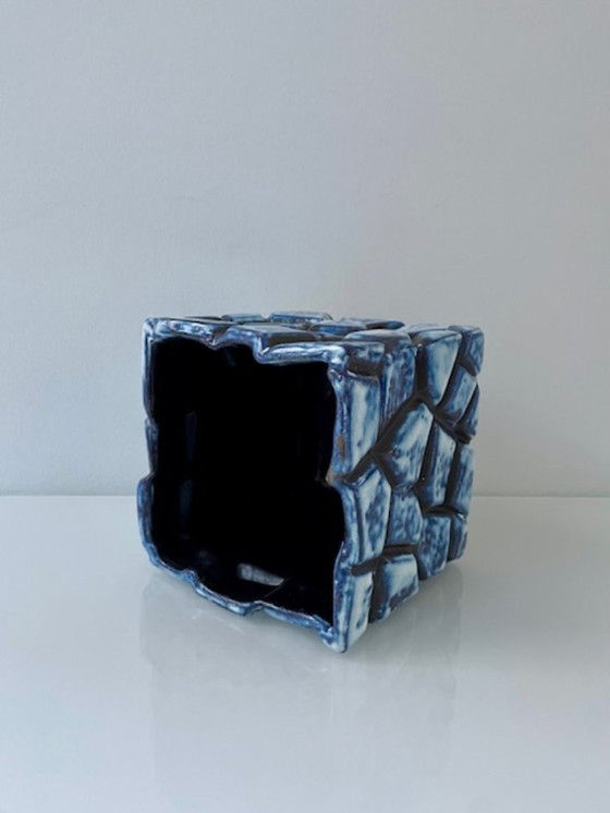 Image 1 of Square handmade flower pot with crackle design