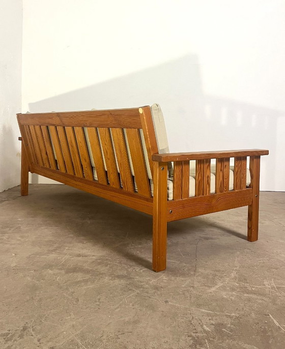 Image 1 of Divano vintage scandinavo a 3 posti in pino