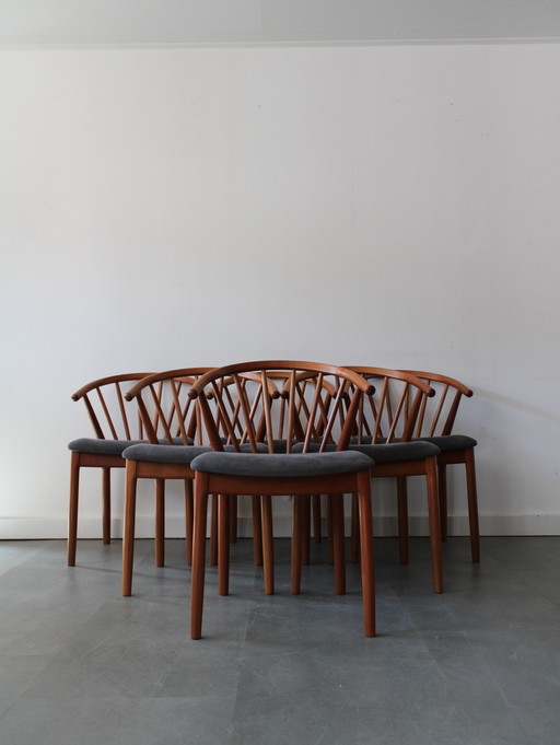 Vintage Danish Dining Chairs Designed By Andreas Hansen For J.L. Møller-Højbjerg Under Model 50