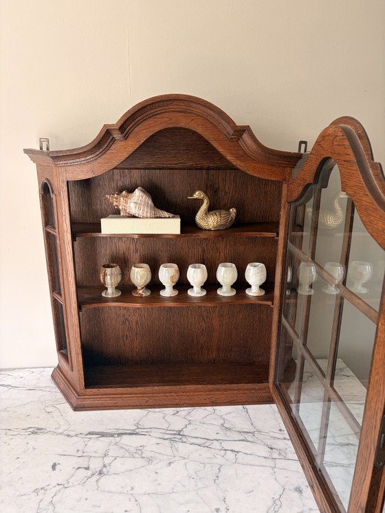 Image 1 of Vintage houten wandkastje