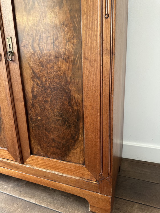 Image 1 of Armario de pared art déco antiguo / armario para niñas