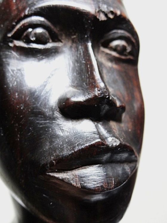 Image 1 of Couple de bustes Malgaches bois exotique foncé sculpté artisanat années 40-70