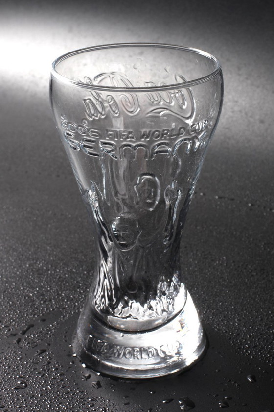 Set van 4 Coca-Cola glazen / Zwaar, helder verzamelglaswerk 35cl / 2006 – Glazen & Karaffen (photo 5 of 16)