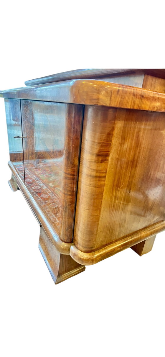 Image 1 of Art Déco display cabinet / buffet cabinet in the style of Jindrich Halabala from the 1930s.
