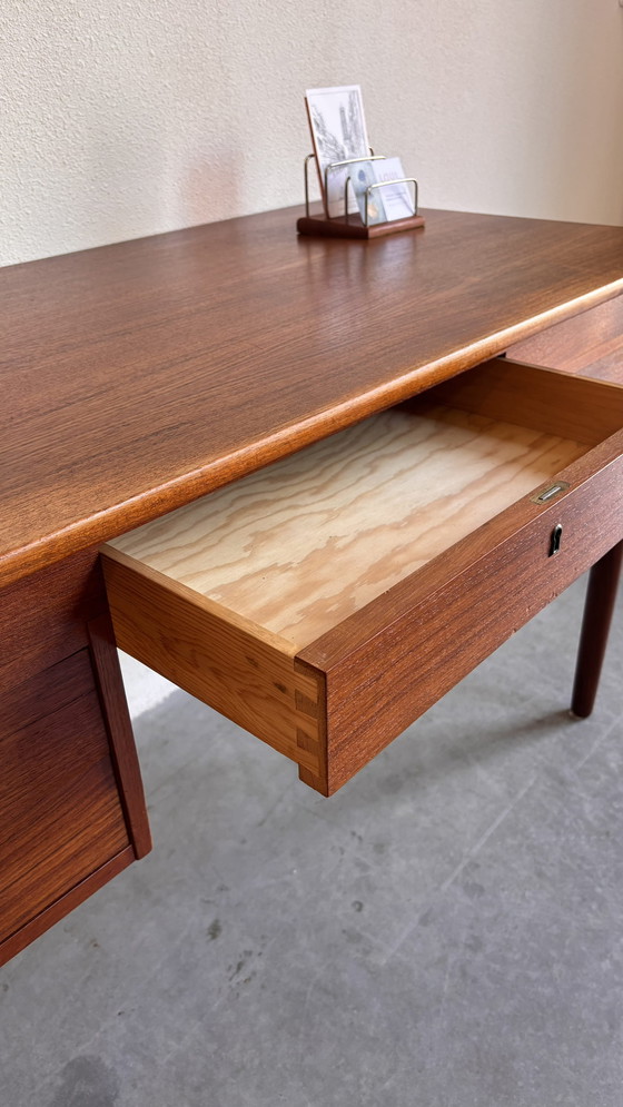 Image 1 of Vintage Deens bureau teak