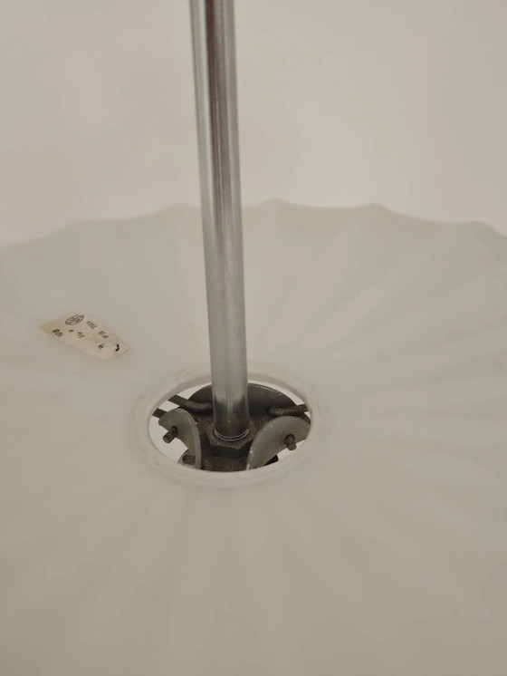 Opaline suspension origami lantern Czechoslovakia 1960 – Pendant lamps, Porcelain, Plastic (photo 14 of 16)