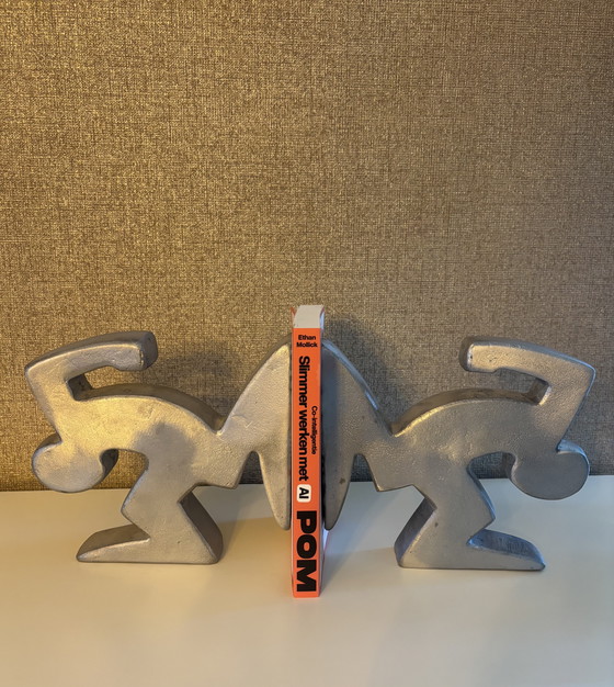 Image 1 of Sujetalibros de diseño "La Linea" Osvaldo Cavandoli