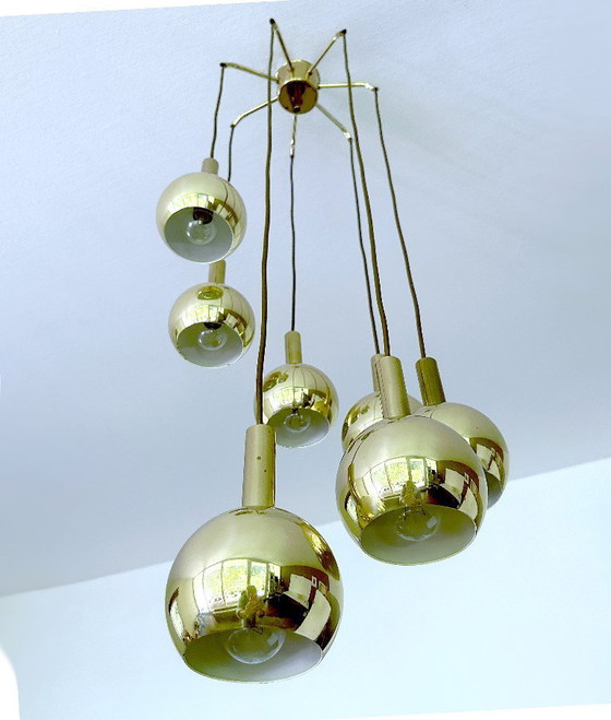 Image 1 of Lampada a sospensione vintage in ottone a cascata in stile spaziale