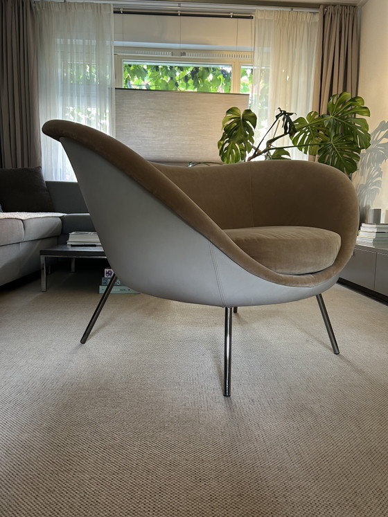 Very beautiful D.154.2 Armchair by architect Gio Ponti, Molteni&C – Velvet, Leather (photo 12 of 15)