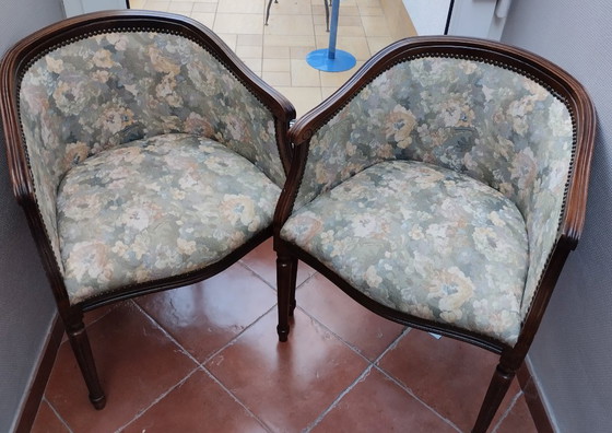 Image 1 of Deux sièges baquets en tissu.