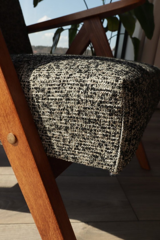 Image 1 of Loungestoel zwart granola mid-century modern design