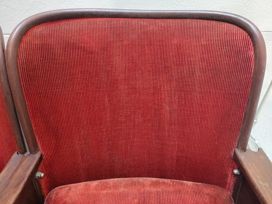 Image 1 of Eleganti poltrone da cinema rosse (set da 2): fascino vintage per il tuo home theater!