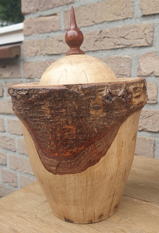 Set di 2 vasi in legno torniti a mano con bordo in corteccia (30 cm e 24 cm) – Oggetti decorativi, Wood (photo 10 of 14)