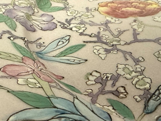 Image 1 of Piatto decorativo in porcellana cinese d'epoca dipinto a mano
