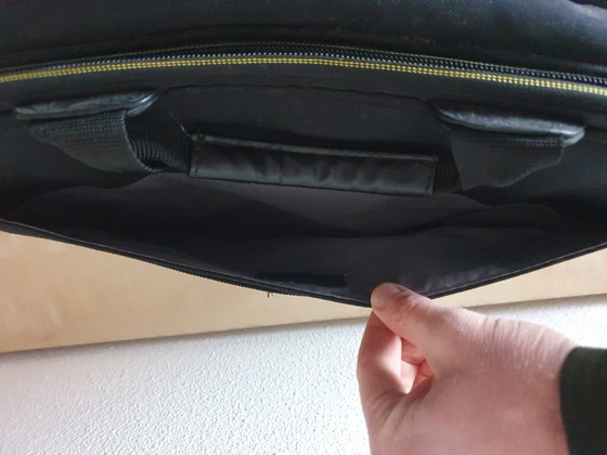Targus Laptop-/Bürotasche, 15 Zoll, mit Schultergurt – Laptoptaschen, Polyester, Nylon (photo 8 of 9)