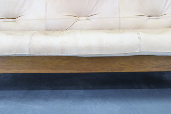 Image 1 of Eiken Scandinavische 3-zitsbank uit 1960 met lederen bekleding