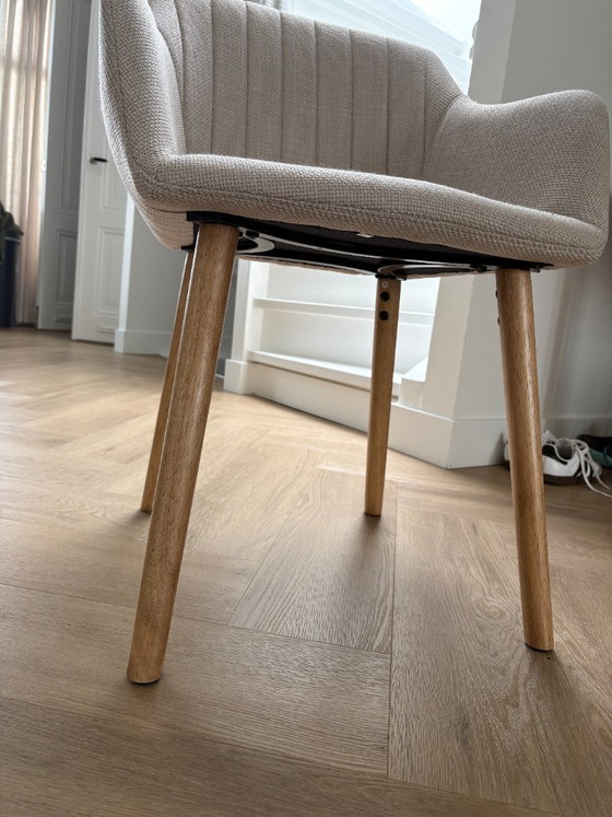 Comfortablee Eetkamerstoel - Beige Stof Met Houten Poten – Esszimmerstühle, Textile, Wood (photo 3 of 5)