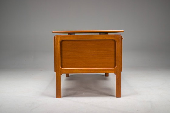 Image 1 of Freistehender Teakholz-Schreibtisch von GV Møbler, Mid-Century, 1970er Jahre