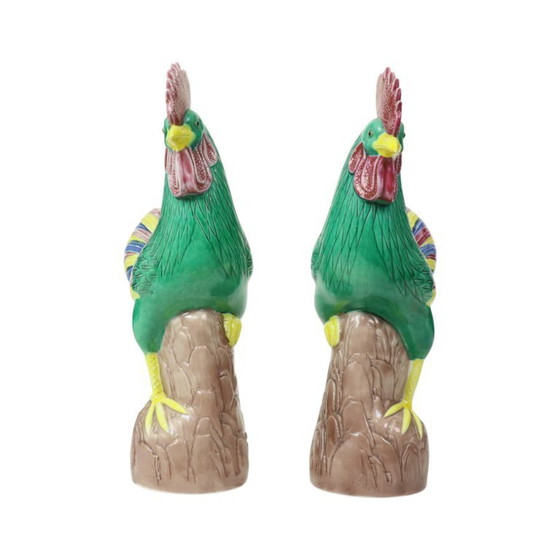 Image 1 of Coq en porcelaine polychrome émaillée