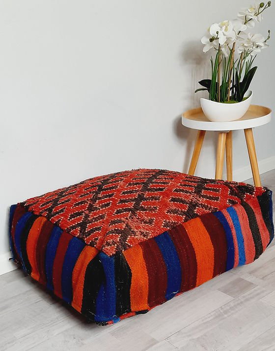 Image 1 of Pouf kilim marocchino, cuscino di seduta vintage