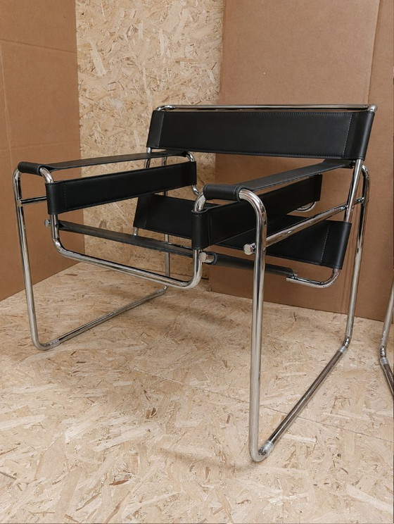 KNOLL Int. 2 Poltrone B3 WASSILY (NUOVE) acciaio inox e cuoio NERO, Pelle (foto 4 di 22)