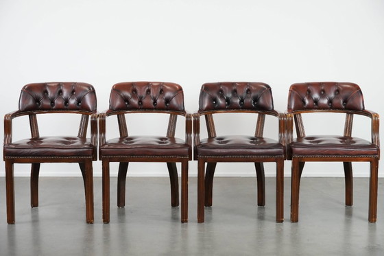 Image 1 of 4 sillas de comedor Chesterfield de piel de vaca marrón oscuro de estilo inglés