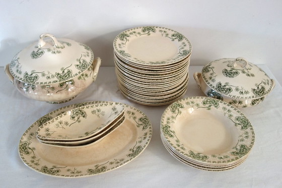 Image 1 of 8 flat ironstone plates "Palmyre" Sarreguemines