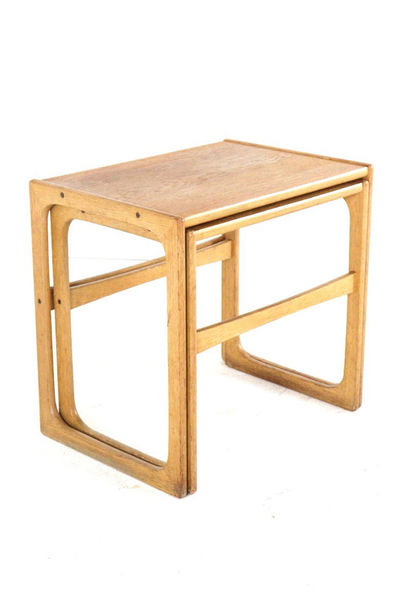 Set di 2 tavolini impilabili vintage in rovere, stile danese Mimiset – Wood (photo 3 of 20)