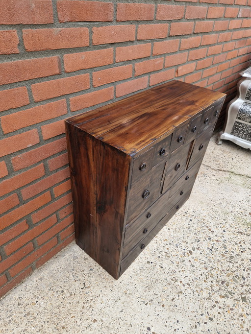 Schöne alte Kommode