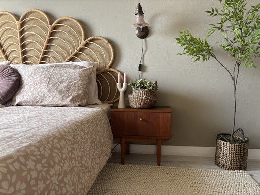 2 Vintage Nightstands