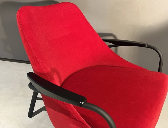 Image 1 of Escudo de armas rojo