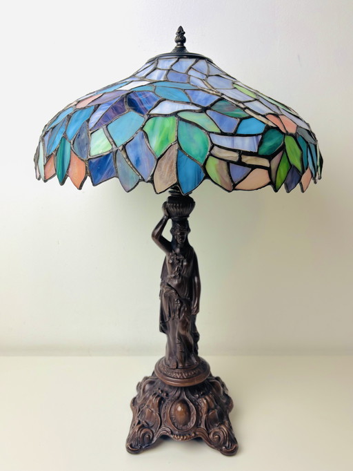 Lampe de table Art Déco style Tiffany, statue de femme