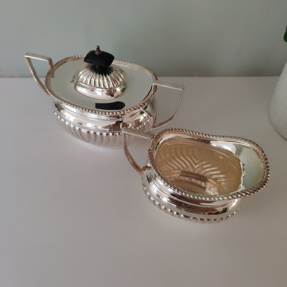 Image 1 of Sucrier et pot à lait en argent anglais – E.P.N.S. A.1. Fabriqué en Angleterre (vers 1900-1950)